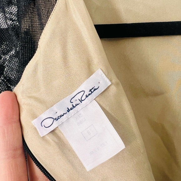 Oscar de la Renta Black Floral Lace Ruched Midi Sheath Dress 8 - Picture 6 of 9